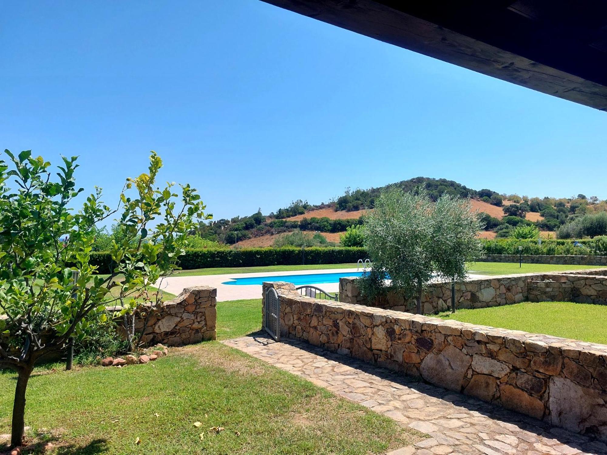 Residence Abba Urci Tertenia Bagian luar foto