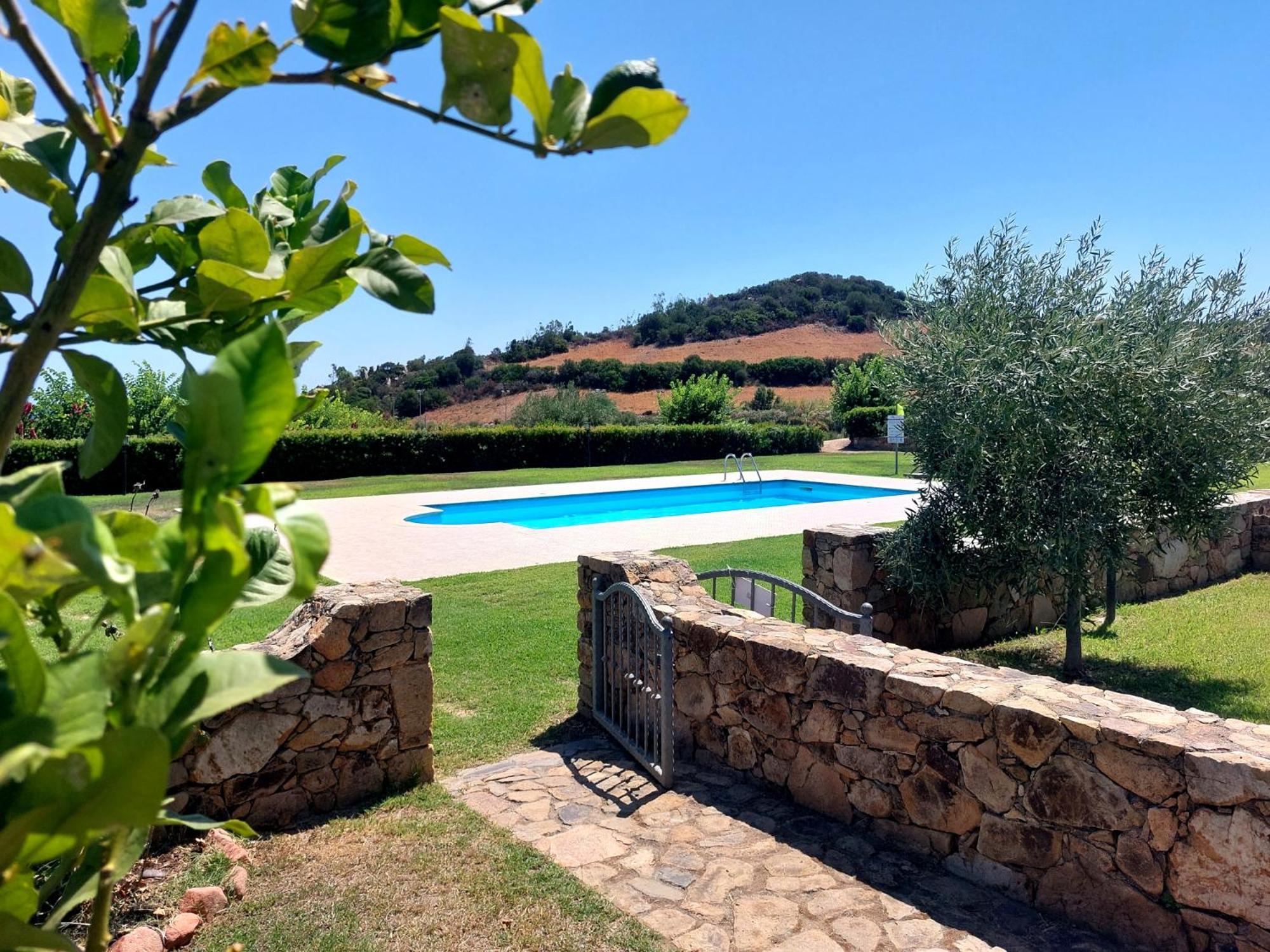 Residence Abba Urci Tertenia Bagian luar foto