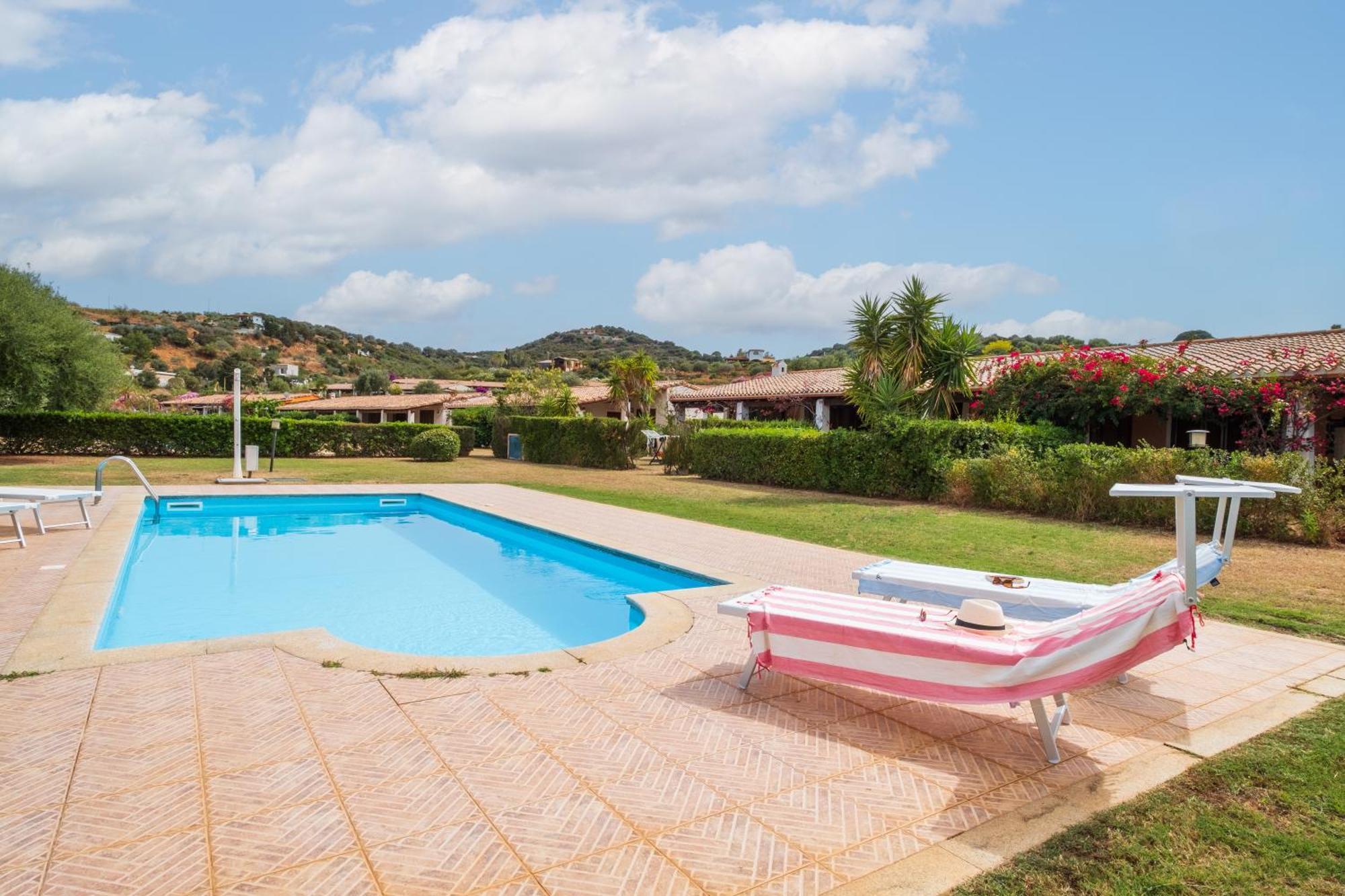 Residence Abba Urci Tertenia Bagian luar foto